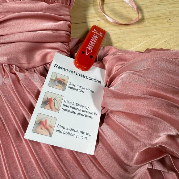 Elegant Pink Halter Maxi Dress - Picture 5 of 11